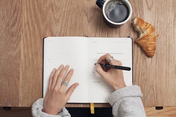 Comment rédiger un CV qui attire l'attention des recruteurs ?