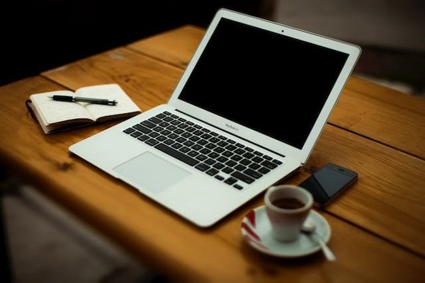 Quels sont les avantages de faire appel à une agence de rédaction web ?